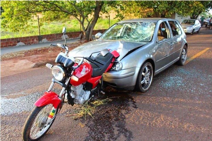 Por motivo torpe, motorista perseguiu a moto e causou uma tragédia (Foto: Blog Leandro Oliveira) 
