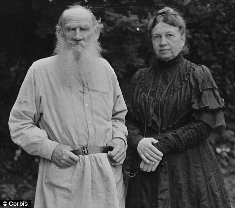 Liev Tolstói e sua esposa Sophia, também sua companheira de trabalho (Foto: Reprodução)